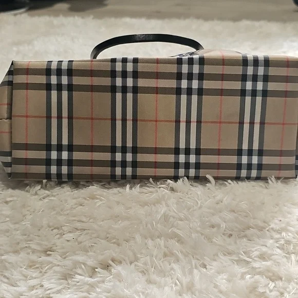🔥Authentic Vintage Burberry Tan and Black Checkered Tote Bag - Picture 3 of 11